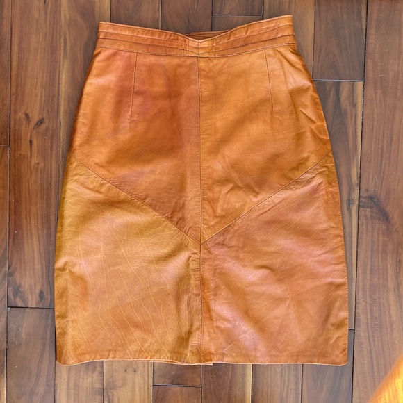 Vintage leather skirt, High waisted leather skirt - Picture 12 of 14